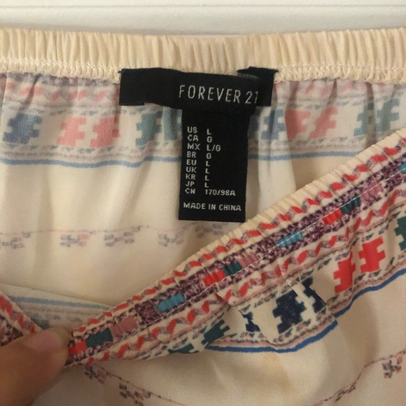 Forever 21 off the shoulder top w/ bell sleeves - Picture 3 of 4